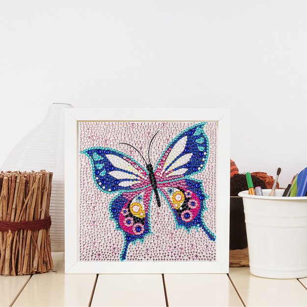 Dimanta mozaīka 5D 15x15cm (18x18cm) krāsains tauriņš