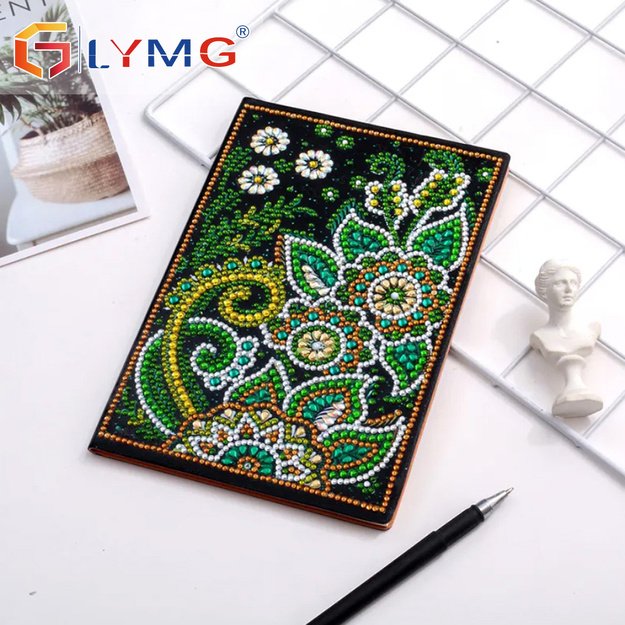 Diamond painting set - notebook 50 pages, cover illustration – green flower