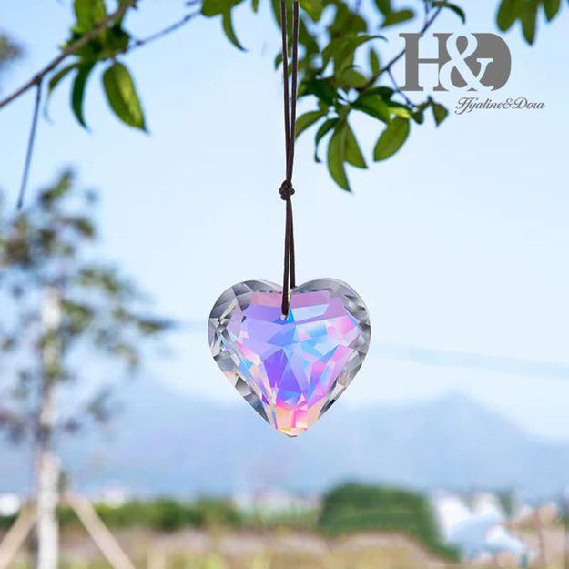 Vaivorykštinio krištolo širdelės pakabukas – langų dekoracija ir šviesos prizmė - krištolas H&D